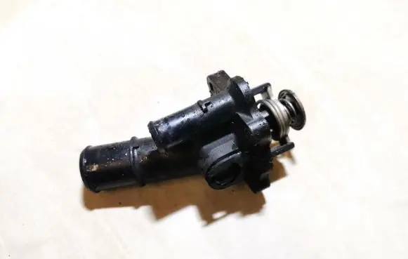 Ford Mustang VI Engine coolant pipe/hose 5653258