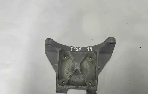 Dodge Challenger Gearbox mounting bracket 05147200AD