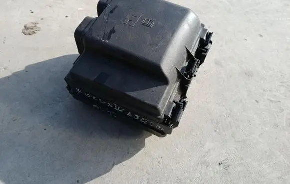 Ford Focus Fuse box set JX6T-14D068-BD