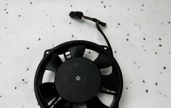 Mercedes-Benz C AMG W204 Electric radiator cooling fan A0009063602