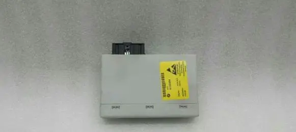 BMW 5 E60 E61 Central console control unit 9138969