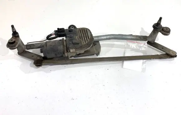 Volkswagen PASSAT B6 Front wiper linkage and motor 3C1955023E
