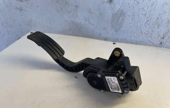 Renault Laguna III Accelerator throttle pedal 0280755085 180050001R