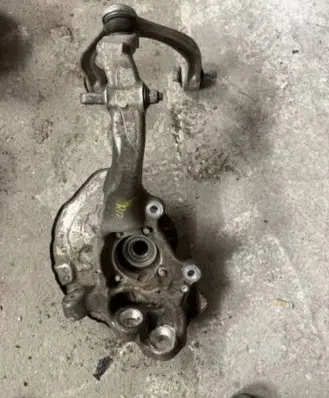 Mercedes-Benz E W213 Front wheel hub spindle knuckle A2133525200