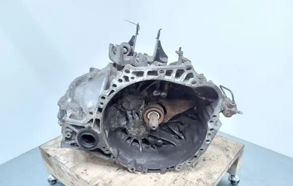 Toyota Avensis T270 Manual 5 speed gearbox XYZTE