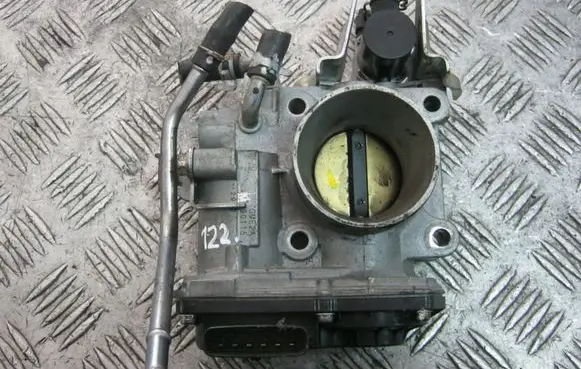 Honda Insight Throttle valve GME2A
