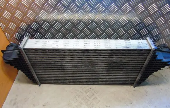 Mercedes-Benz GL X164 Intercooler radiator