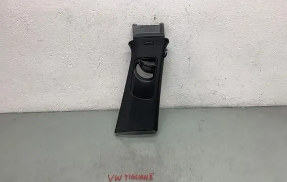 Volkswagen Tiguan (B) pillar trim (bottom) 5NA868310