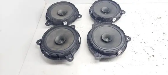 Renault Captur Front door speaker 281563SG0A