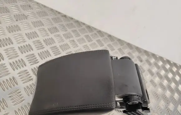 Volvo V60 Armrest 39826791 2579467