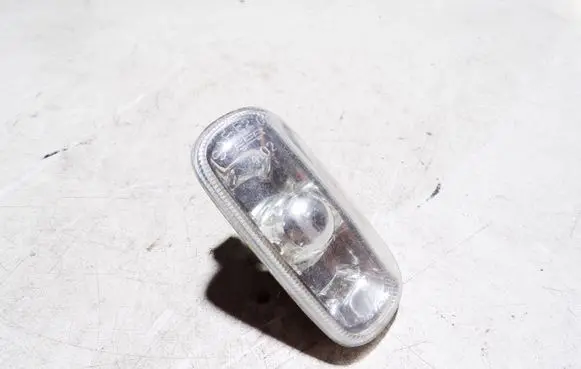 Audi A6 S6 C5 4B Front fender indicator light 8E0949127