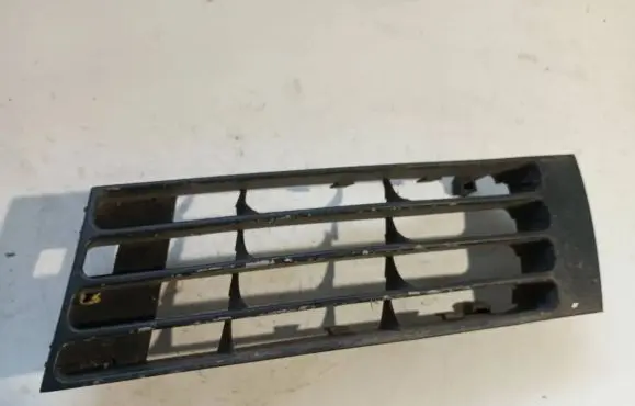 Audi A4 S4 B5 8D Front bumper lower grill 8D0807345AA