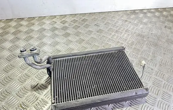 Air conditioning (A/C) radiator (interior)