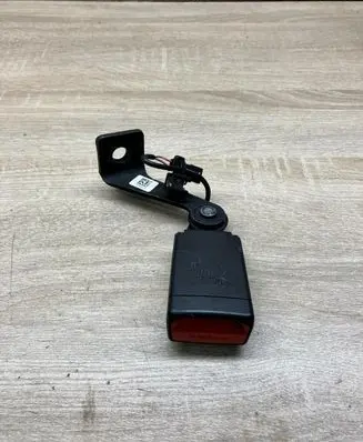 BMW 3 F30 F35 F31 Rear seatbelt buckle 7375447