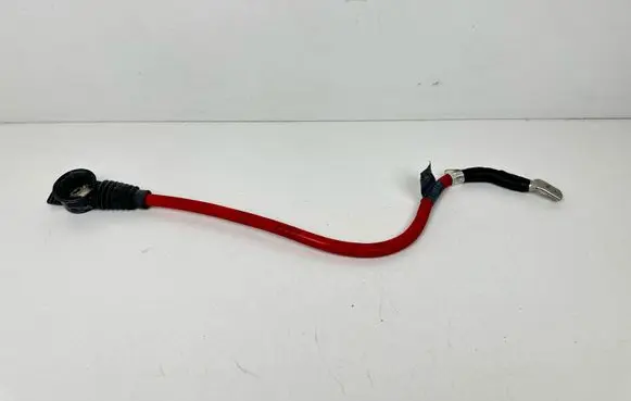 BMW 7 F01 F02 F03 F04 Positive cable (battery) 