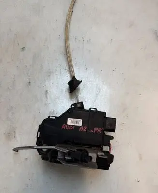 Audi A2 Front door lock 8Z2837016D