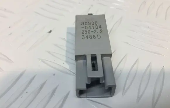 Lexus IS 220D-250-350 Other relay 9098004184