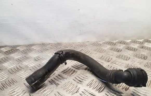 Volkswagen PASSAT CC Engine coolant pipe/hose 3AA122073A