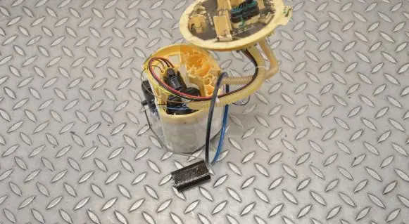 Mercedes-Benz B W247 In-tank fuel pump A2474705403