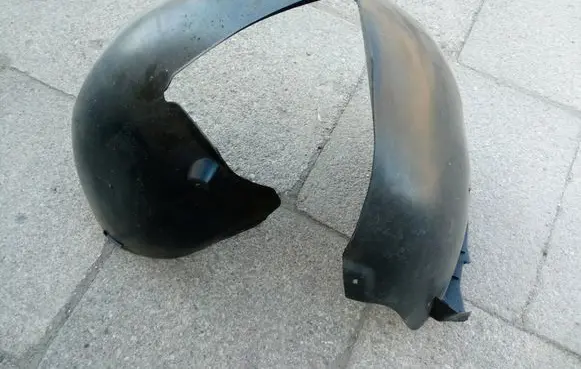 Volkswagen PASSAT B6 Front wheel arch liner splash guards 3C0805978 NE70578