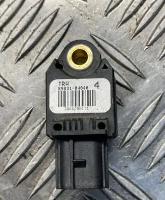 Lexus IS 220D-250-350 Airbag deployment crash/impact sensor 898310W040