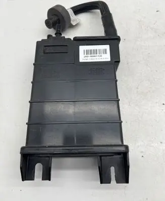 Active carbon filter fuel vapour canister
