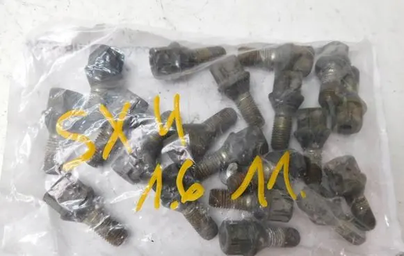 Suzuki SX4 Nuts/bolts 