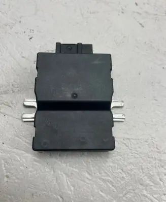 BMW 2 F46 Fuel injection pump control unit/module 22271819D 7404880 02062016