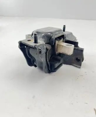Audi A1 Engine mount bracket 6R0199555D 130199551 0720123