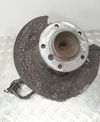 BMW 1 E81 E87 Front wheel hub 6764443 2201210 ENACA2100