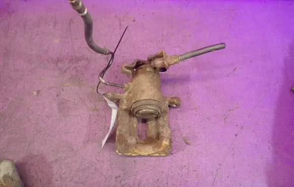 Fiat Ulysse Rear brake caliper