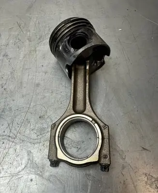 BMW 5 F10 F11 Piston with connecting rod 80101419
