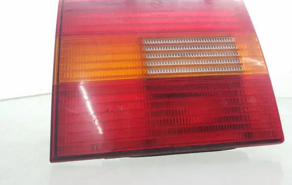 Volkswagen PASSAT B4 Tailgate rear/tail lights 3A9945259 3A9945107