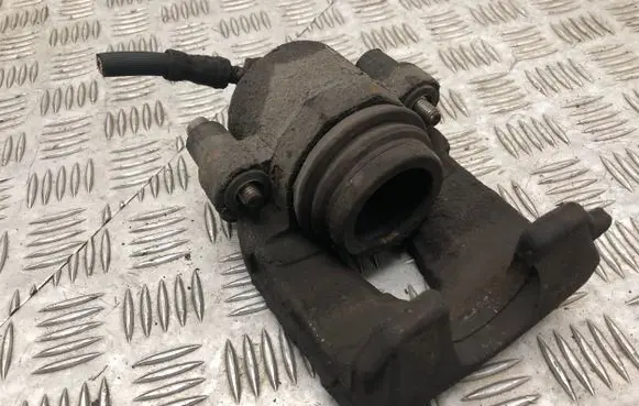 Volkswagen Polo V 6R Front brake caliper