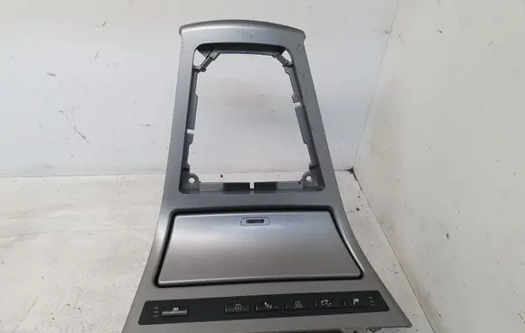 BMW X3 E83 Gear shifter surround trim plastic 3411706