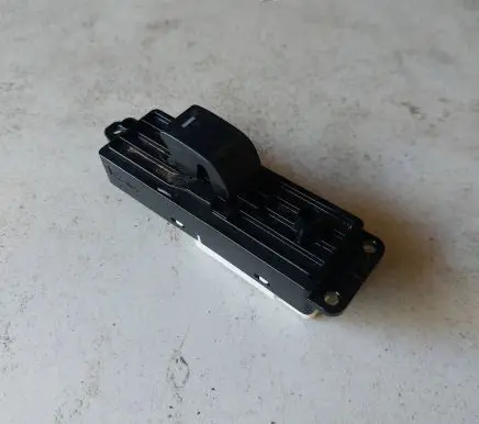 Mazda 6 Electric window control switch GDK466370A 5AA867EA04 1237T2