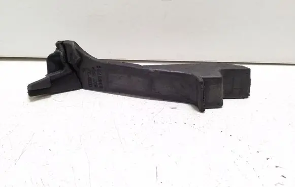 Fender foam support/seal