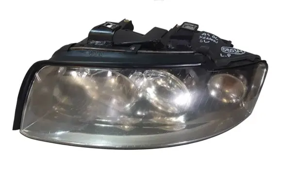 Audi A4 S4 B6 8E 8H Headlight/headlamp 8E0990007S