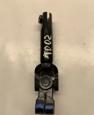 Chevrolet Camaro Steering column universal joint 829948368 23321279