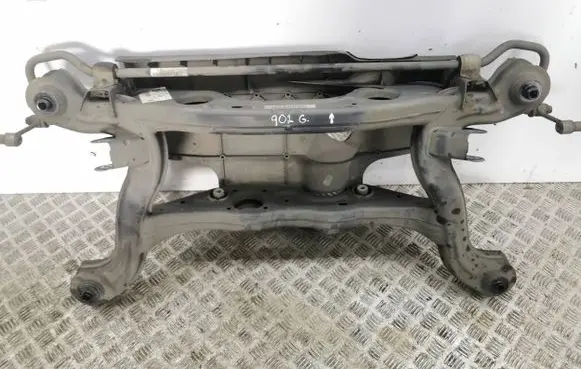 Infiniti Q30 Rear subframe A2463502401 A2463503911