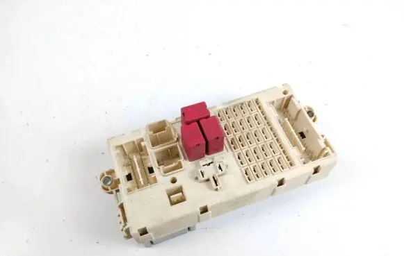 Alfa Romeo 159 Fuse module 60686059 260506 939CA21416