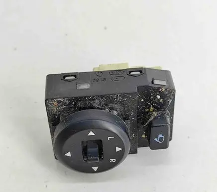 KIA Sorento Wing mirror switch 935742P510