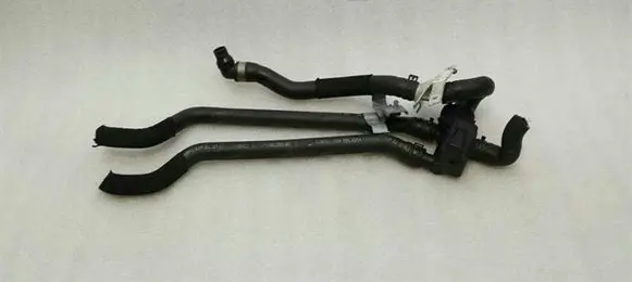 Mercedes-Benz SL R230 Engine coolant pipe/hose A2308320327