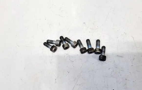 Mercedes-Benz A W168 Nuts/bolts 