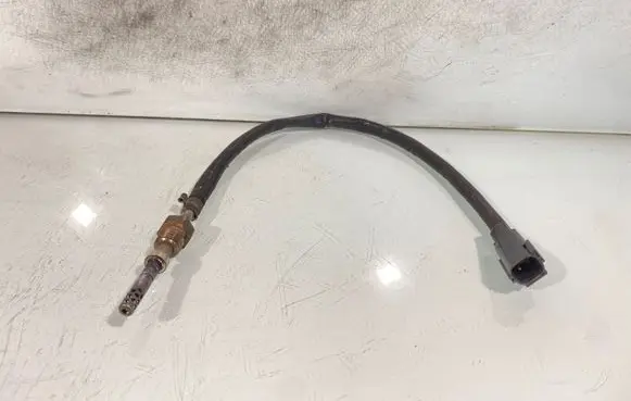 Volvo V70 Exhaust gas temperature sensor 30751456a 0718436300698