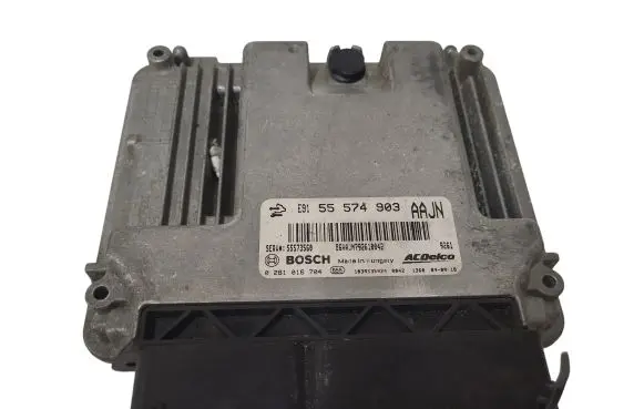 Opel Insignia A Engine control unit/module 55574903 55573560 0281016704