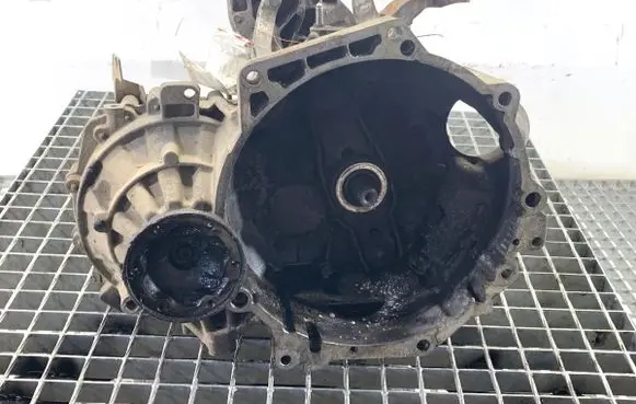 Volkswagen PASSAT B6 Manual 5 speed gearbox GXV