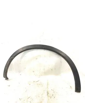 Nissan Qashqai+2 Fender trim (molding)