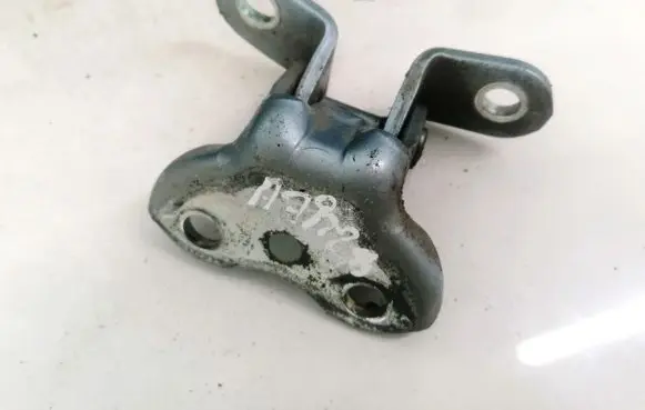 Toyota Auris E180 Rear door lower hinge