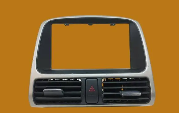 Honda CR-V Dashboard air vent grill cover trim 